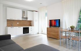 CASA IDEALE TIM Appartmanti moderni vicina al centro
